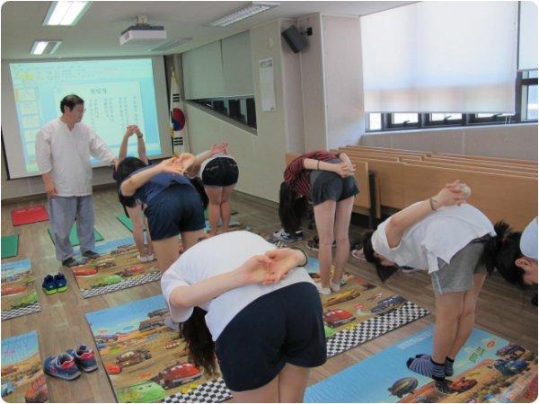 연수구자원봉사센터 청소년자원봉사학교 건강체조교육의 1번째 이미지